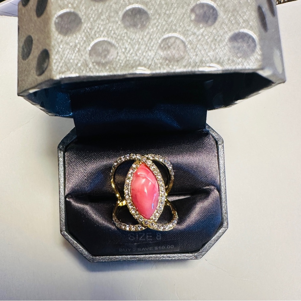 Dillard's Ring Faux Rose Quartz Gold Tone CZ Rhinestone Size 8